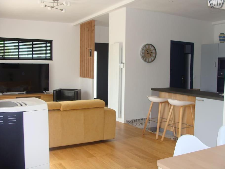 Villa Maison Moderne Pour 4- 5 Personnes